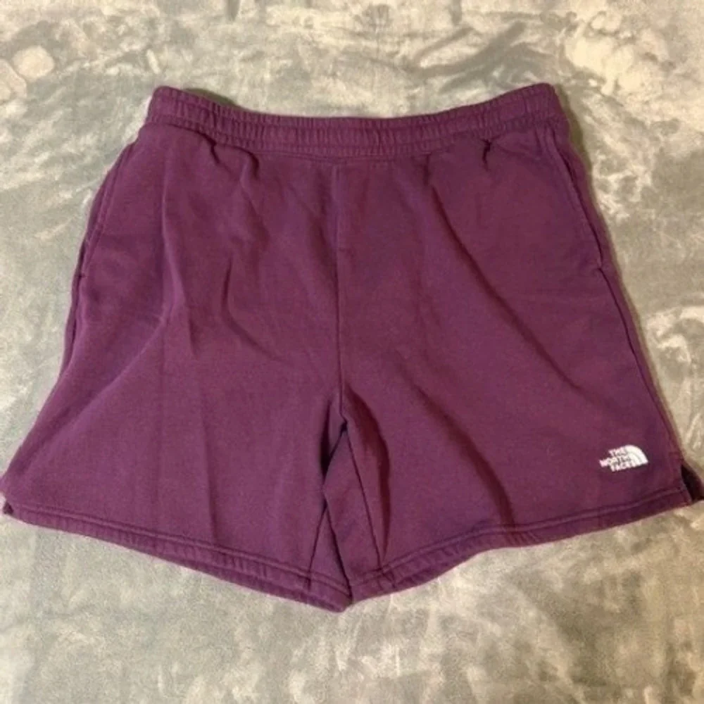 The North Face Mens Purple Fleece Sweat Shorts XL Relaxed Fit Elastic Waist